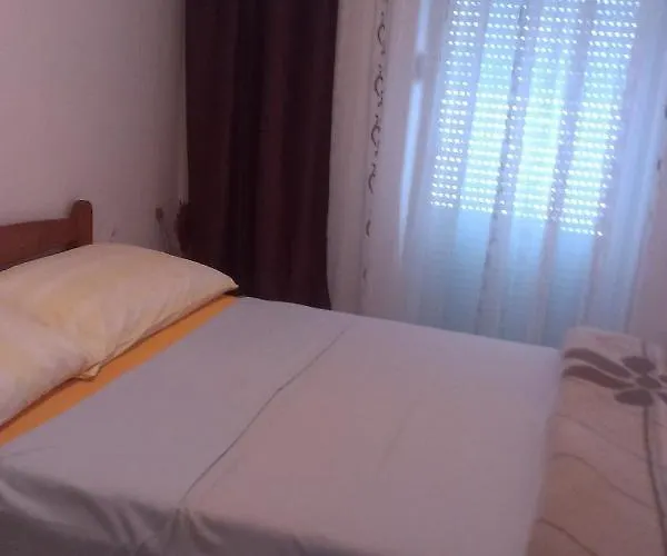 Apartamento With Parking Space Povljana, Pag - 12169 *